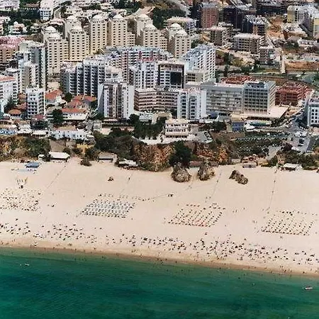 Aparthotel Clube Da Rocha 3*